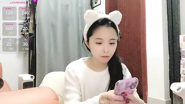 Snapshot of QQ88-99 chatting on 12, 2, 2025 QQ88-99 online show from 12, 2, 2025