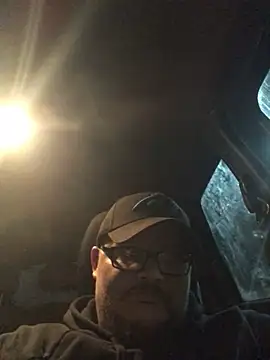 Snapshot of Watson4U chatting on 10, 12, 2024 Watson4U online show from 10, 12, 2024