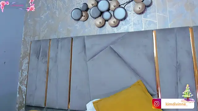 KimDevinne online show from 29, 11, 2025