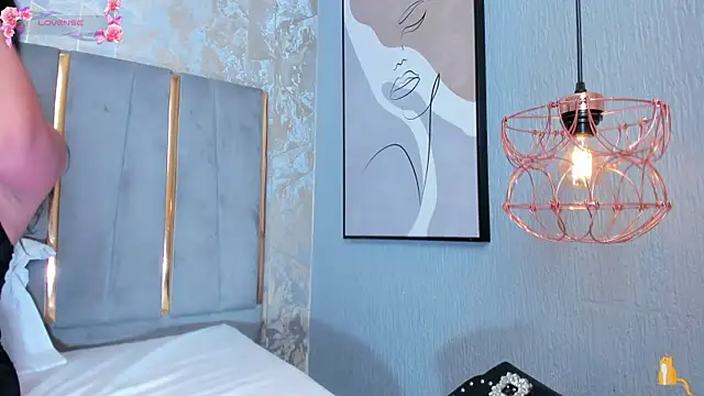 KimDevinne online show from 18, 1, 2026