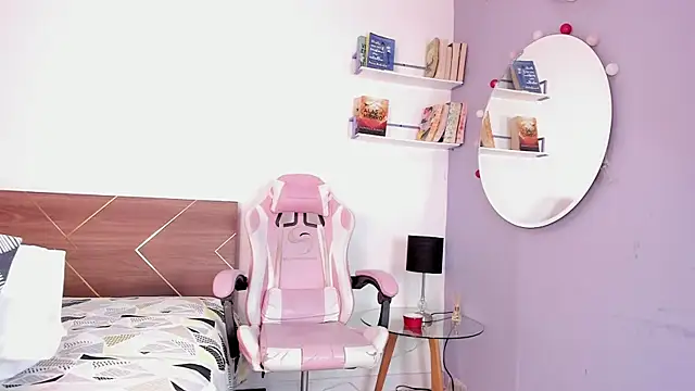 amber maxwell online show from 11, 1, 2025