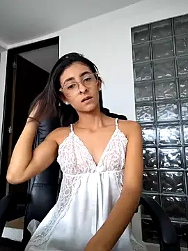 Snapshot of thedianakaro chatting on 18, 2, 2026 thedianakaro online show from 18, 2, 2026