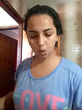 Dafne will online show from 2, 2, 2025