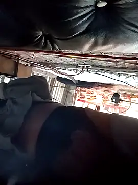 Snapshot of yovana13 chatting on 22, 10, 2025 yovana13 online show from 22, 10, 2025