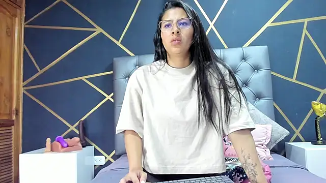 Luci And Sofi online show from 18, 1, 2025