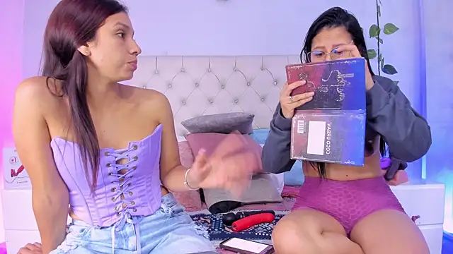 Luci And Sofi online show from 7, 3, 2025