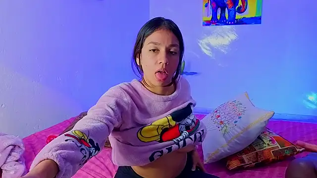 Luci And Sofi online show from 14, 2, 2026