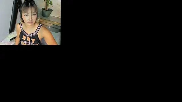 Snapshot of Valery_Streinge02 chatting on 25, 1, 2025 Valery Streinge02 online show from 25, 1, 2025