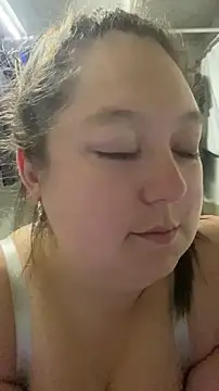 Snapshot of Chloee_ep chatting on 12, 6, 2026 Chloee ep online show from 12, 6, 2026