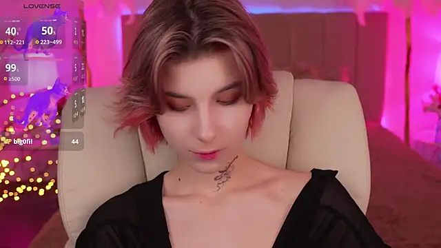 HaylaAmber online show from 13, 12, 2024