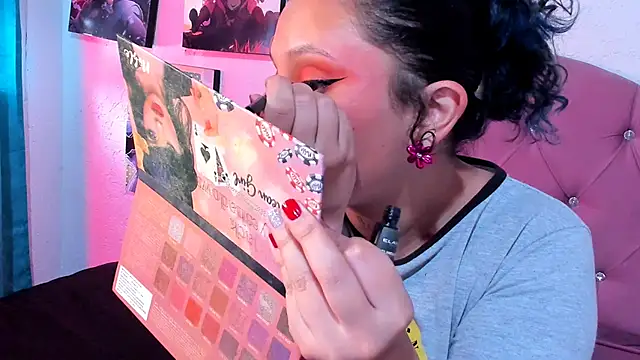 Mila nixon02 online show from 2, 12, 2025