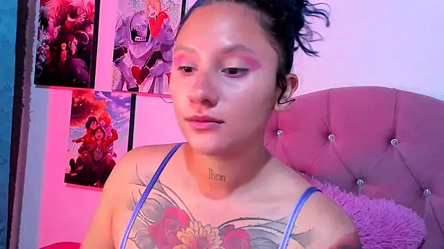 Mila nixon02 online show from 19, 4, 2026