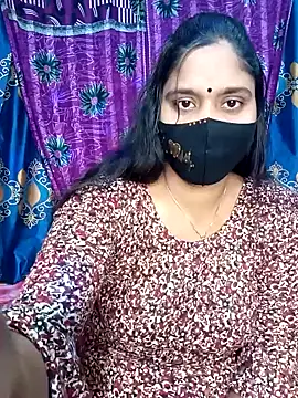 Hot Maleka online show from 3, 2, 2025