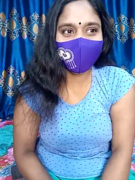 Hot Maleka online show from 7, 2, 2025