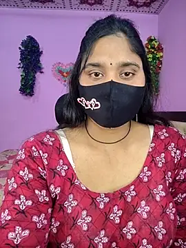 Hot Maleka online show from 4, 3, 2026