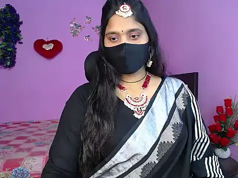 Hot Maleka online show from 4, 5, 2026