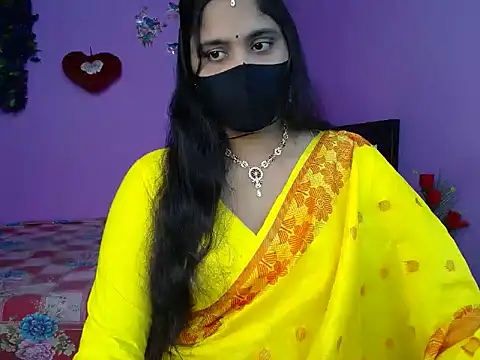 Hot Maleka online show from 5, 5, 2026
