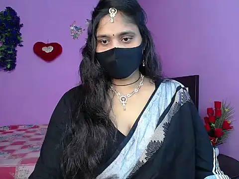 Hot Maleka online show from 7, 5, 2026