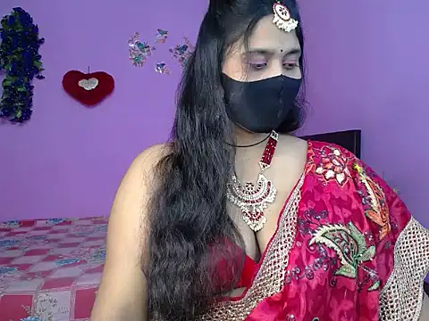 Hot Maleka online show from 8, 5, 2026