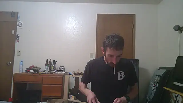 Snapshot of SlammyDjr chatting on 18, 12, 2024 SlammyDjr online show from 18, 12, 2024