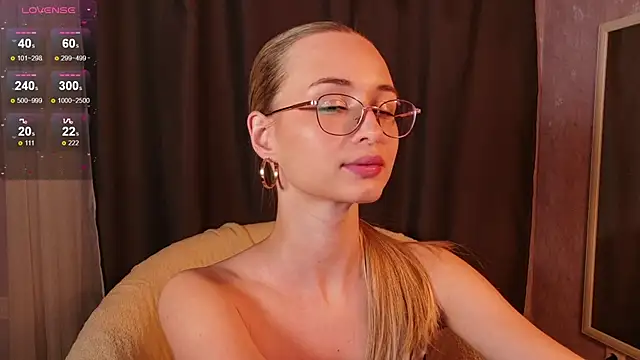 Snapshot of Tiffanyhunt chatting on 18, 2, 2026 Tiffanyhunt online show from 18, 2, 2026