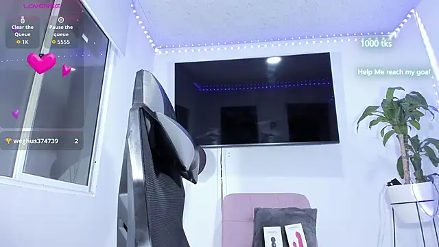 emily palmeer online show from 25, 11, 2025