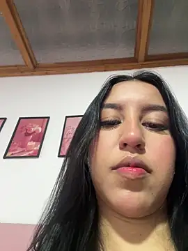 Tamara Roberts1 online show from 2, 2, 2025