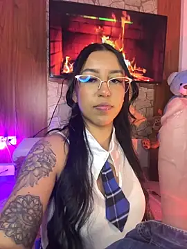 Tamara Roberts1 online show from 15, 9, 2025