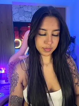 Tamara Roberts1 online show from 10, 11, 2025