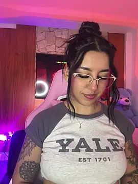 Tamara Roberts1 online show from 7, 3, 2026