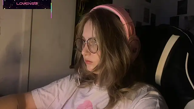 JacyWinslat online show from 4, 10, 2025