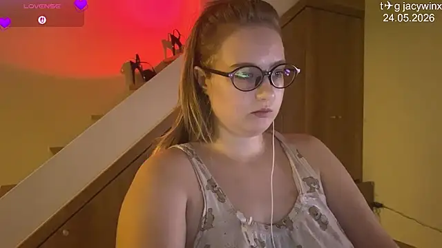 Snapshot of JacyWinslat chatting on 24, 5, 2026 JacyWinslat online show from 24, 5, 2026