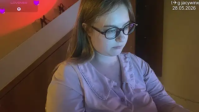 Snapshot of JacyWinslat chatting on 28, 5, 2026 JacyWinslat online show from 28, 5, 2026
