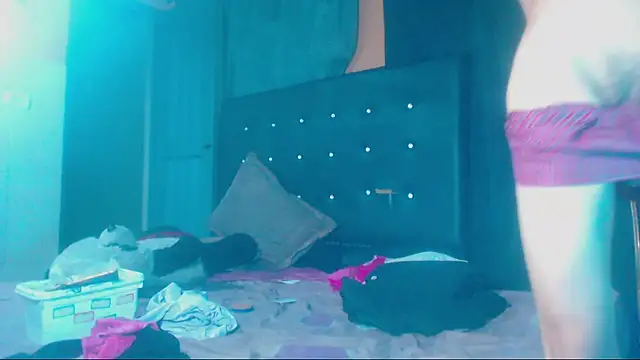 DOMINANTE KLOE  online show from 26, 12, 2024