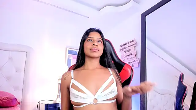 evelyn evony online show from 7, 12, 2024