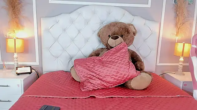 evelyn evony online show from 20, 12, 2024