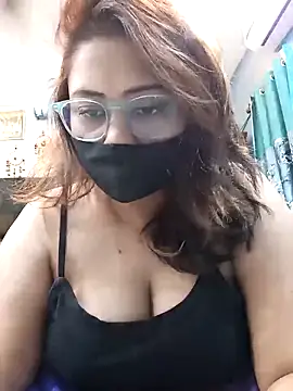 Cute-mona online show from 10, 11, 2025