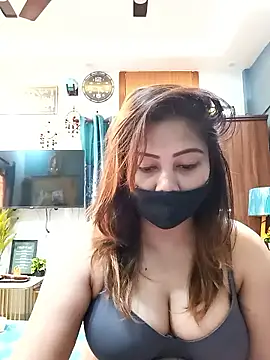 Cute-mona online show from 14, 2, 2026