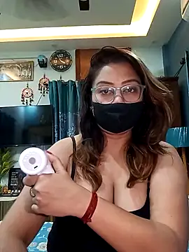 Cute-mona online show from 10, 5, 2026