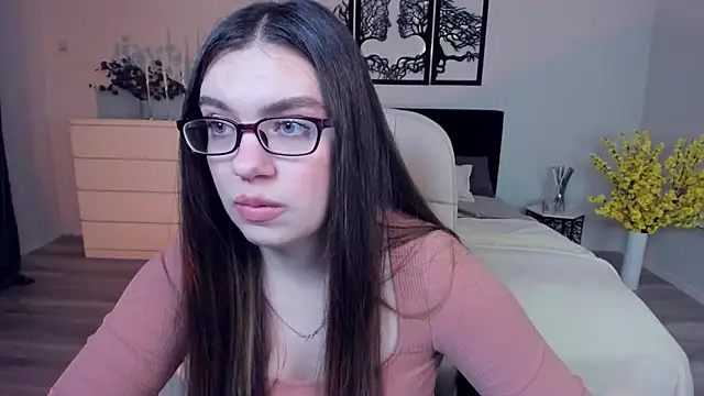 Snapshot of DaniellaLovely chatting on 6, 12, 2024 DaniellaLovely online show from 6, 12, 2024