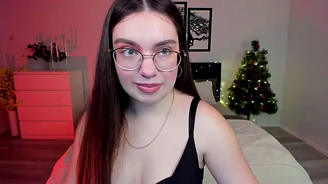 Snapshot of DaniellaLovely chatting on 16, 12, 2024 DaniellaLovely online show from 16, 12, 2024