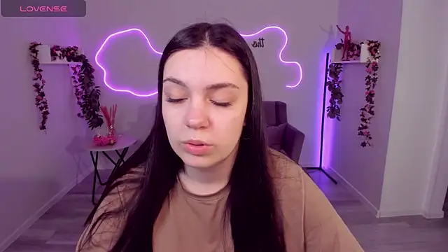 DaniellaLovely online show from 17, 3, 2026