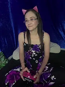 Cutebitchxh online show from 4, 5, 2026