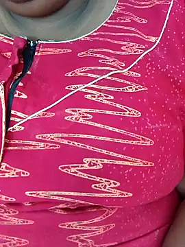 Snapshot of kavinila20 chatting on 24, 9, 2025 kavinila20 online show from 24, 9, 2025