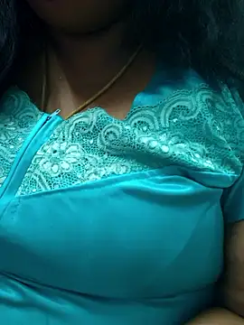 Snapshot of kavinila20 chatting on 8, 1, 2026 kavinila20 online show from 8, 1, 2026