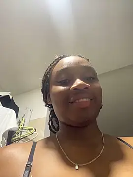 EscorpiLeoncita online show from 2, 10, 2025