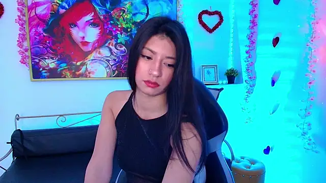 Dulcetorres  online show from 4, 3, 2025