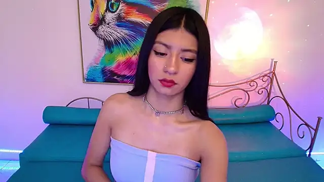 Dulcetorres  online show from 5, 3, 2025
