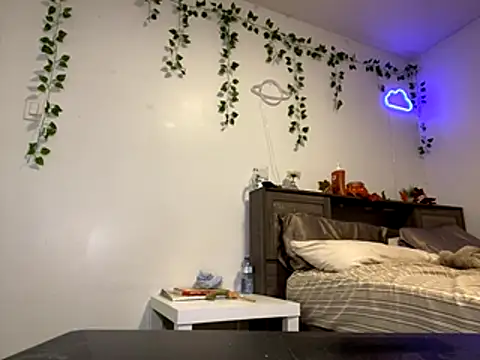 Kittyymaze1 online show from 15, 10, 2025