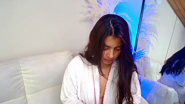 Snapshot of Rebeca_Williams_ chatting on 18, 2, 2025 Rebeca Williams online show from 18, 2, 2025